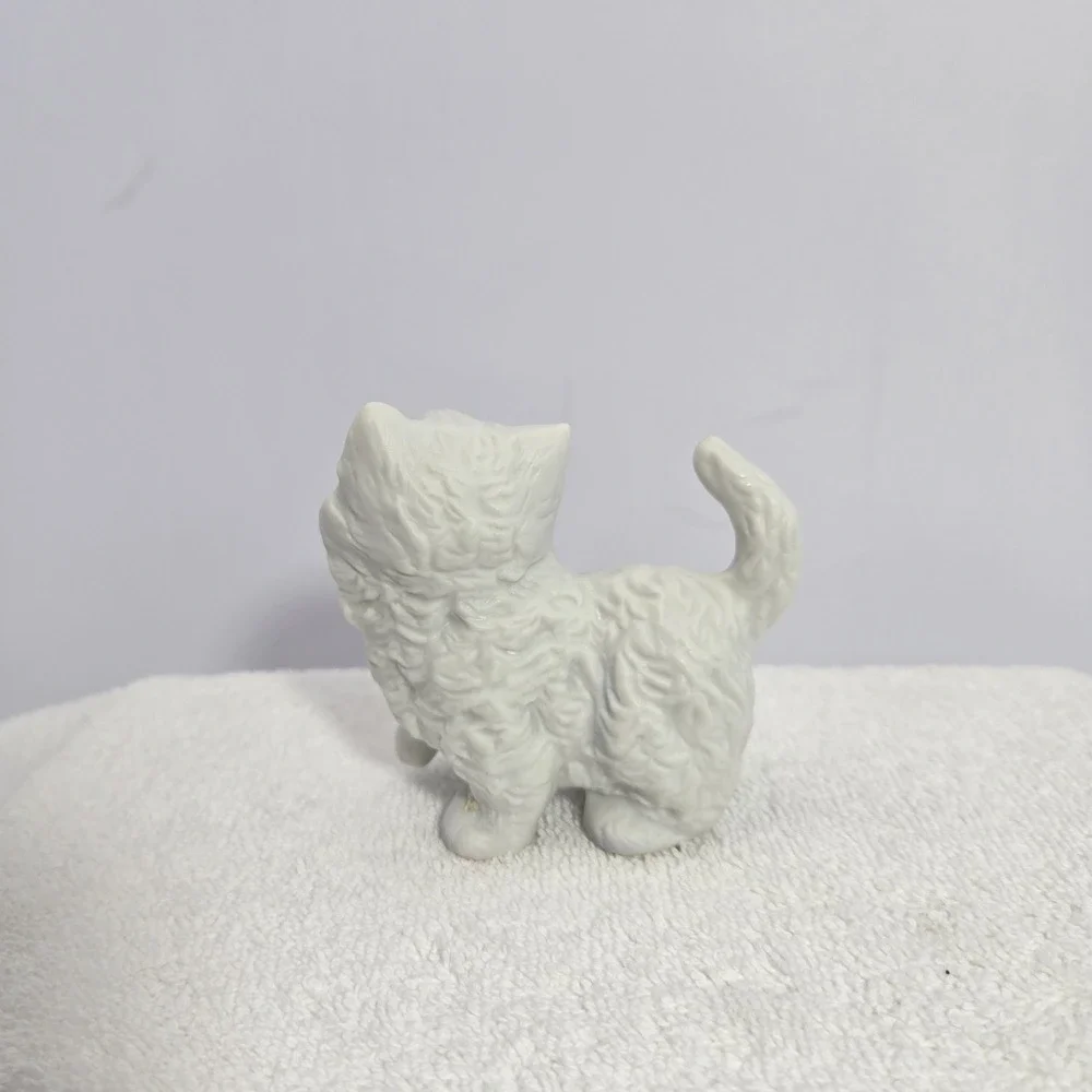 Vintage White Persian Cat Figurine Ceramic Glossy Blue Eyes Longhair Collectible